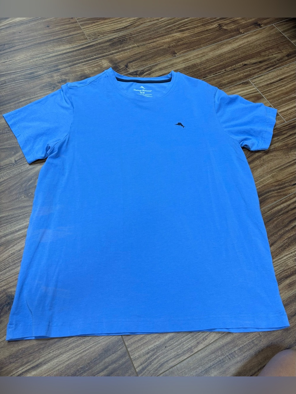 Tommy Bahama T-shirt embroidered marlin logo on the chest, size medium